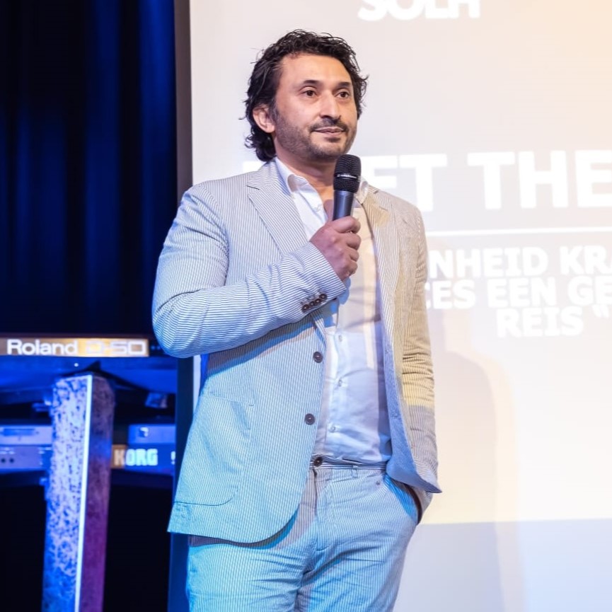 Naim-Farhoed-Marketing-Manager